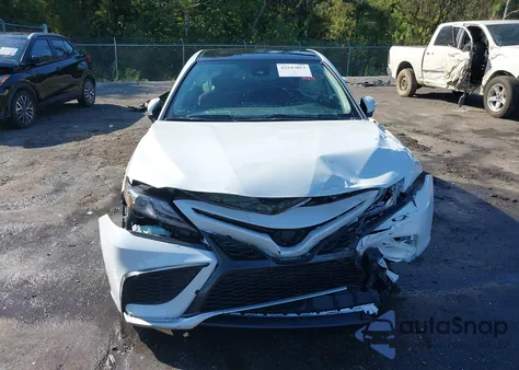 2021 Toyota Camry Xse z USA, uszkodzony, nr VIN 4T1K61AK1MU434029